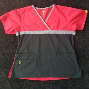 NWOT WONDER  WINK SCRUB TOP